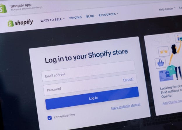 2006: Shopify launches