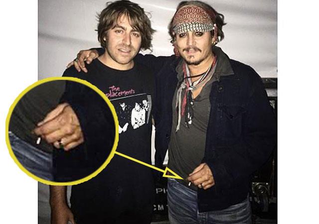 Johnny Depp's black wedding ring