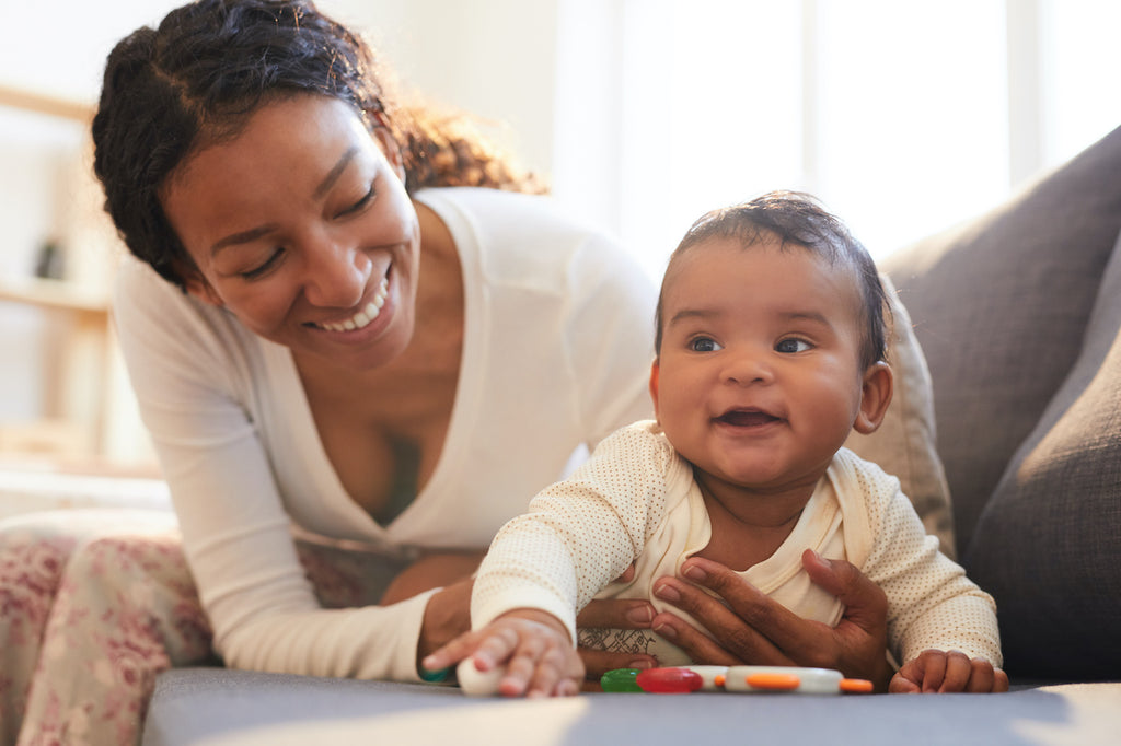 mother-and-baby-bonding-on-maternity-leave