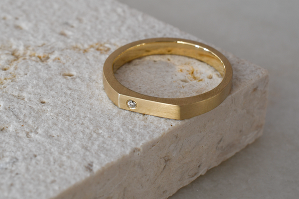 Signet style recycled gold ring with lab-grown diamond