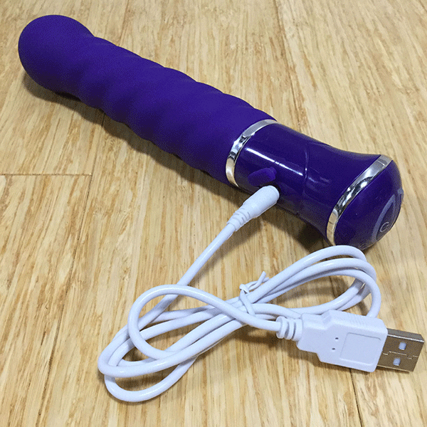 Swirl Rechargeable Vibrator For Women