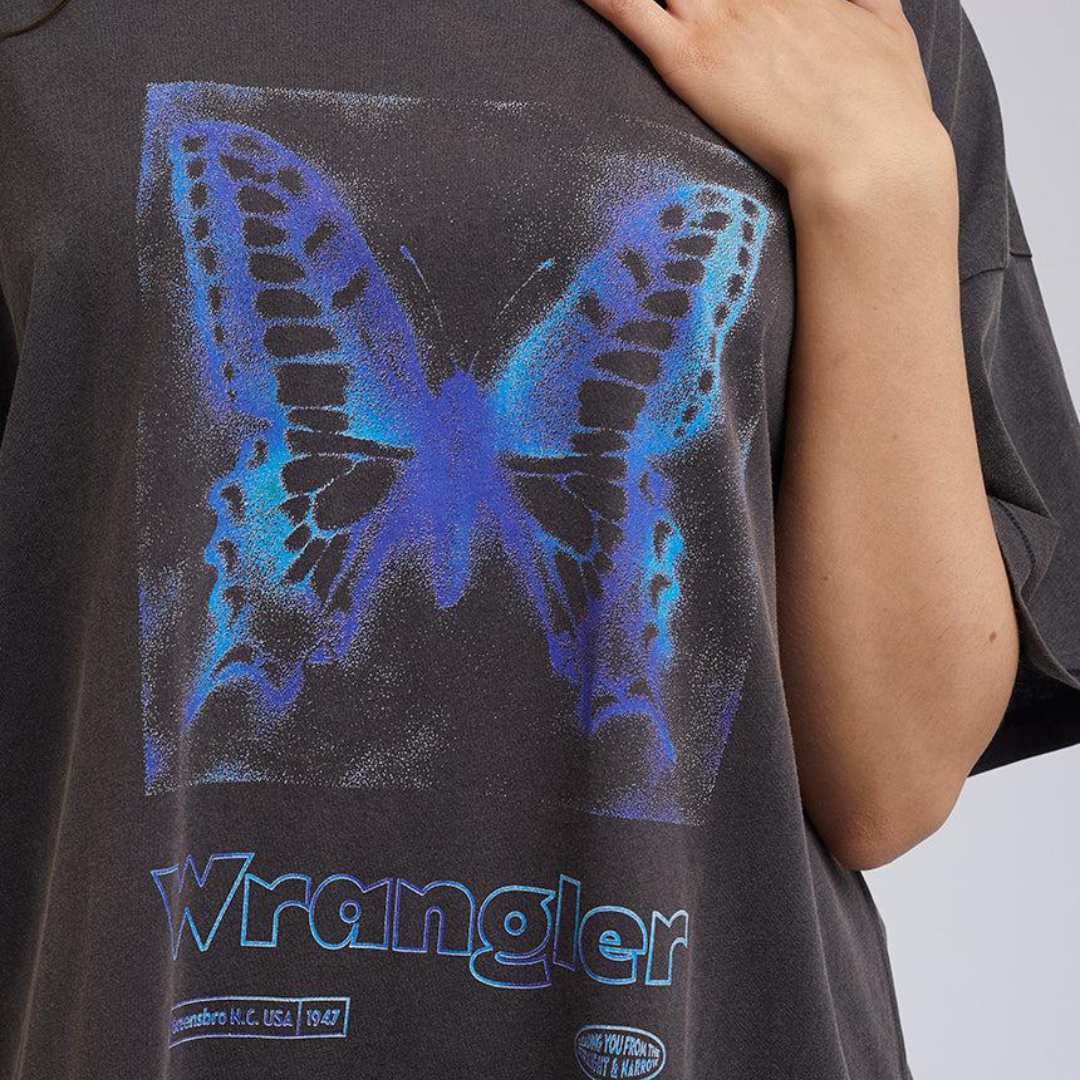 Wrangler W's Butterfly Effect Tee – Raglan Surf Co.