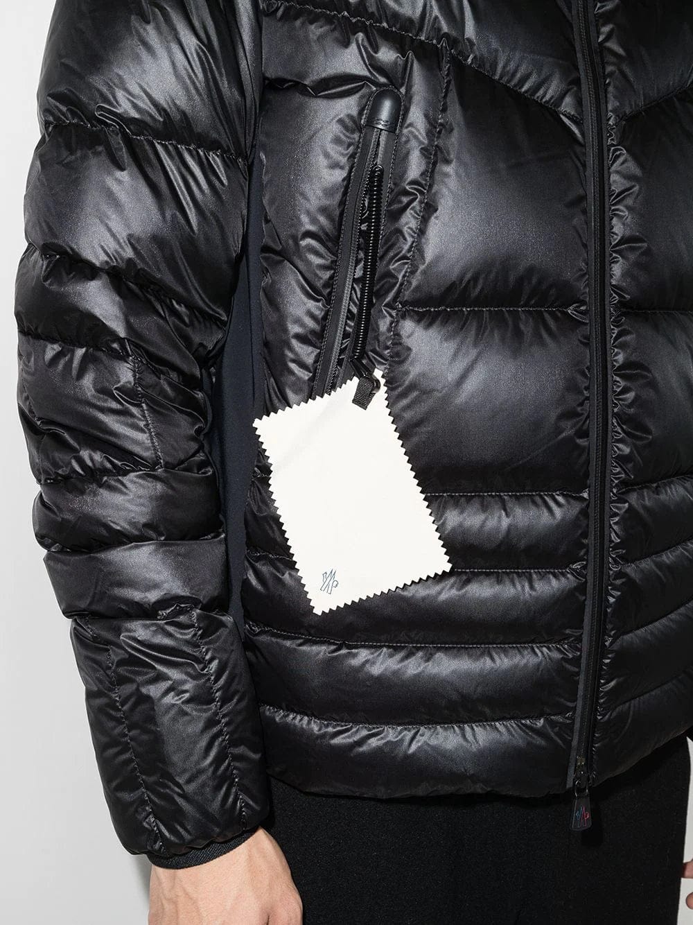Moncler Grenoble Canmore グッズ公式通販サイト biocheck.cl