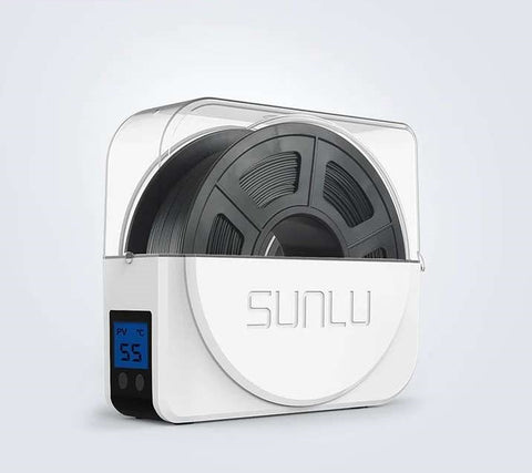 A customer in Perth examining the specifications of the SUNLU S1 Plus filament dryer box.