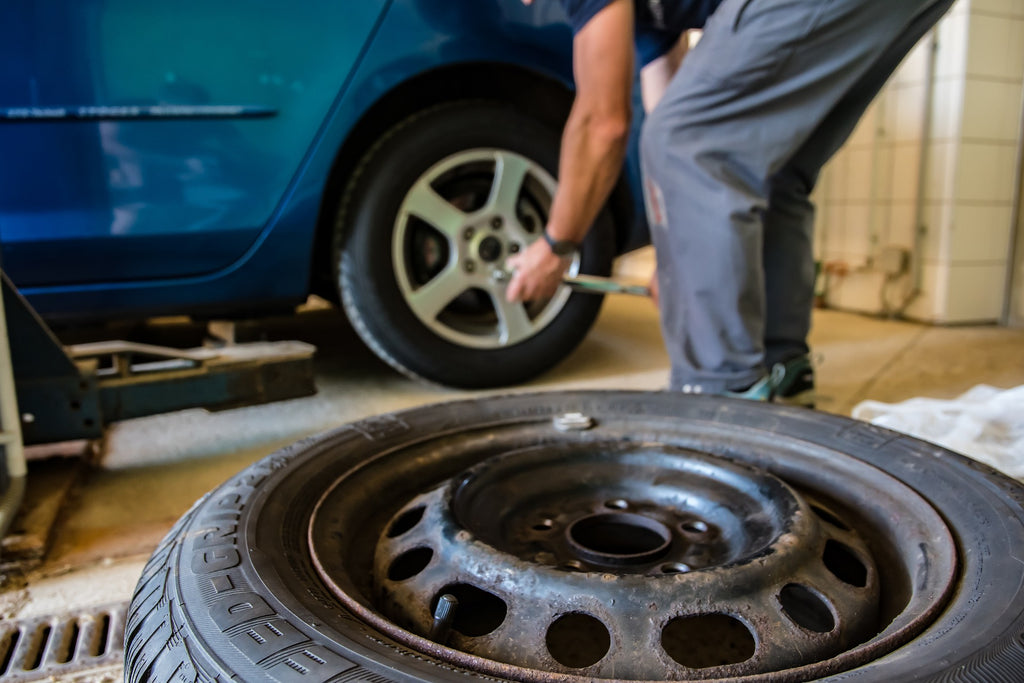what to do when tyre burst