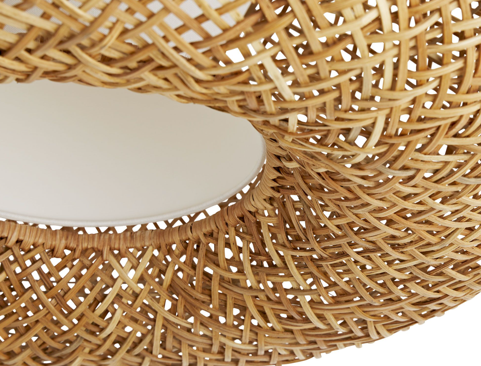 Inyas Rattan Pendant