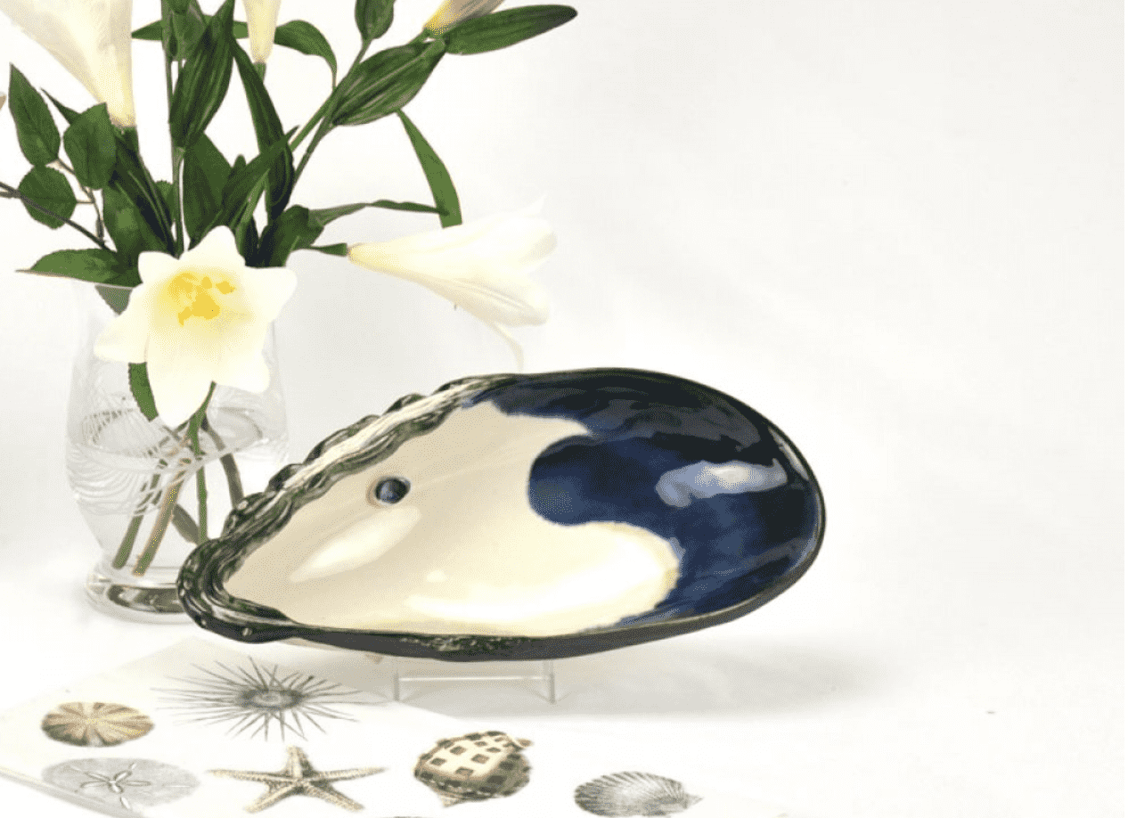 Mussel Shell Bowl -Medium