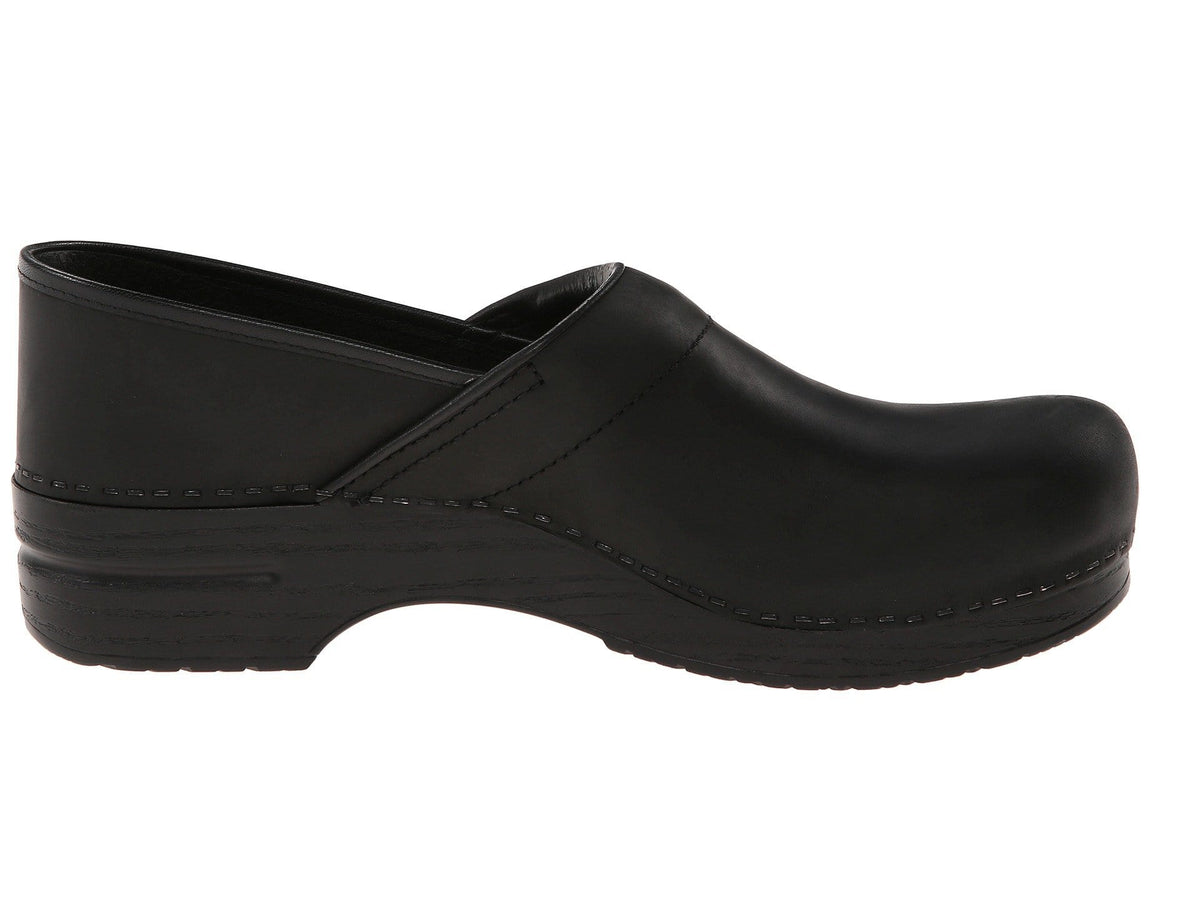 dansko black oiled