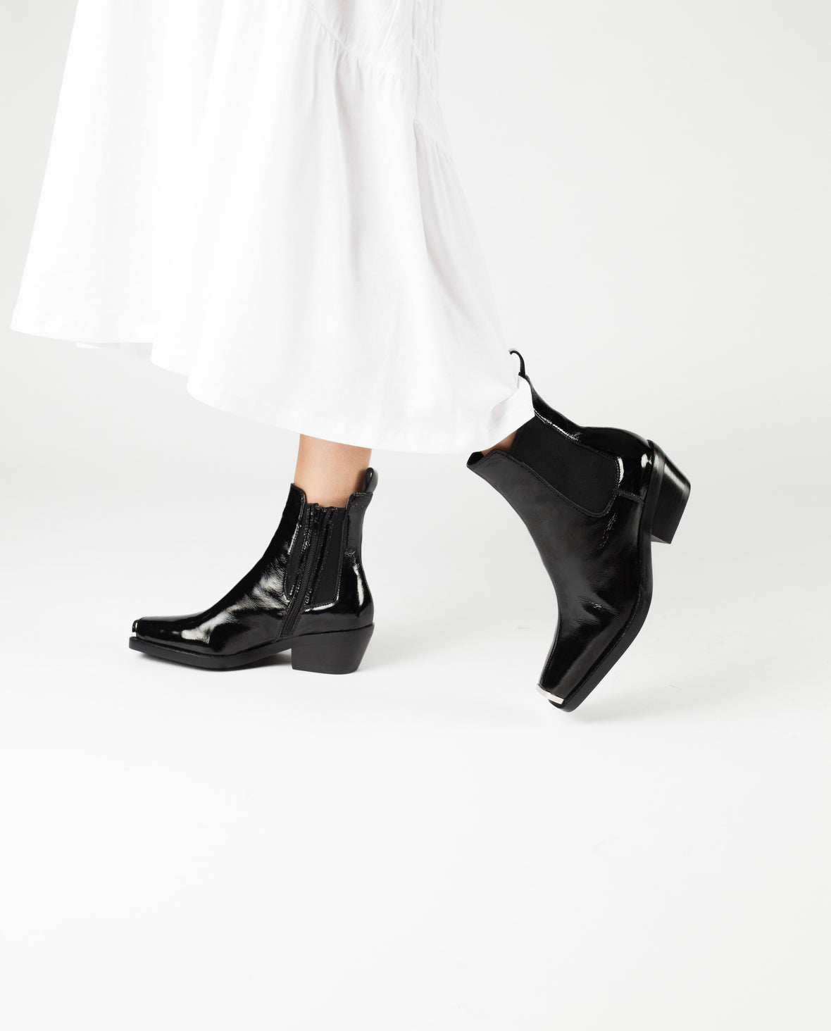 jeffrey campbell poker chelsea boot