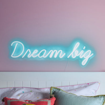 https://cdn.shopify.com/s/files/1/0074/0992/6229/products/PL18006EU_Dream-Big-LED-Neon-Leuchtschriftzug-1_P1_400x400.jpg?v=1569186118