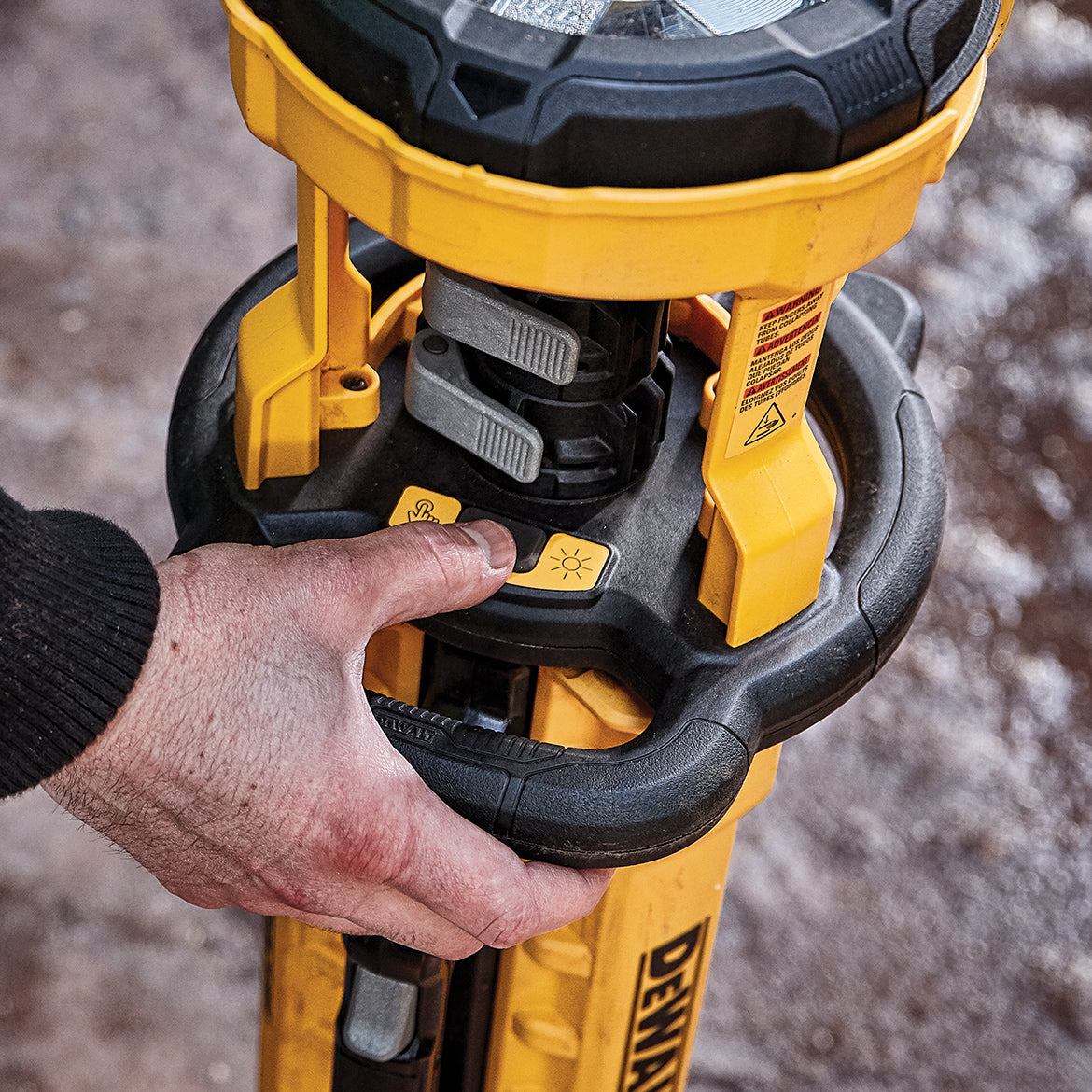 dewalt light 20v