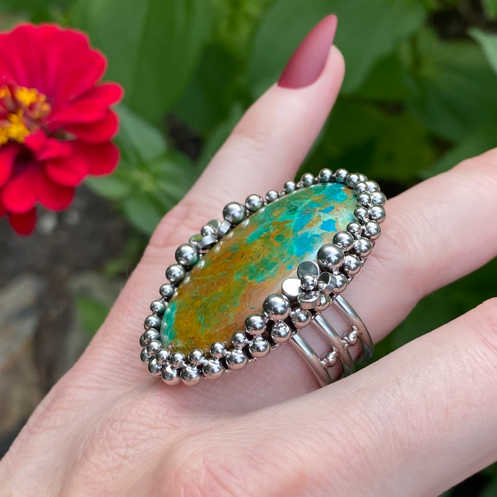 GEMSTONE Large Oval Parrot Wing Chrysocolla Ring w/Flowers: Size 7.5