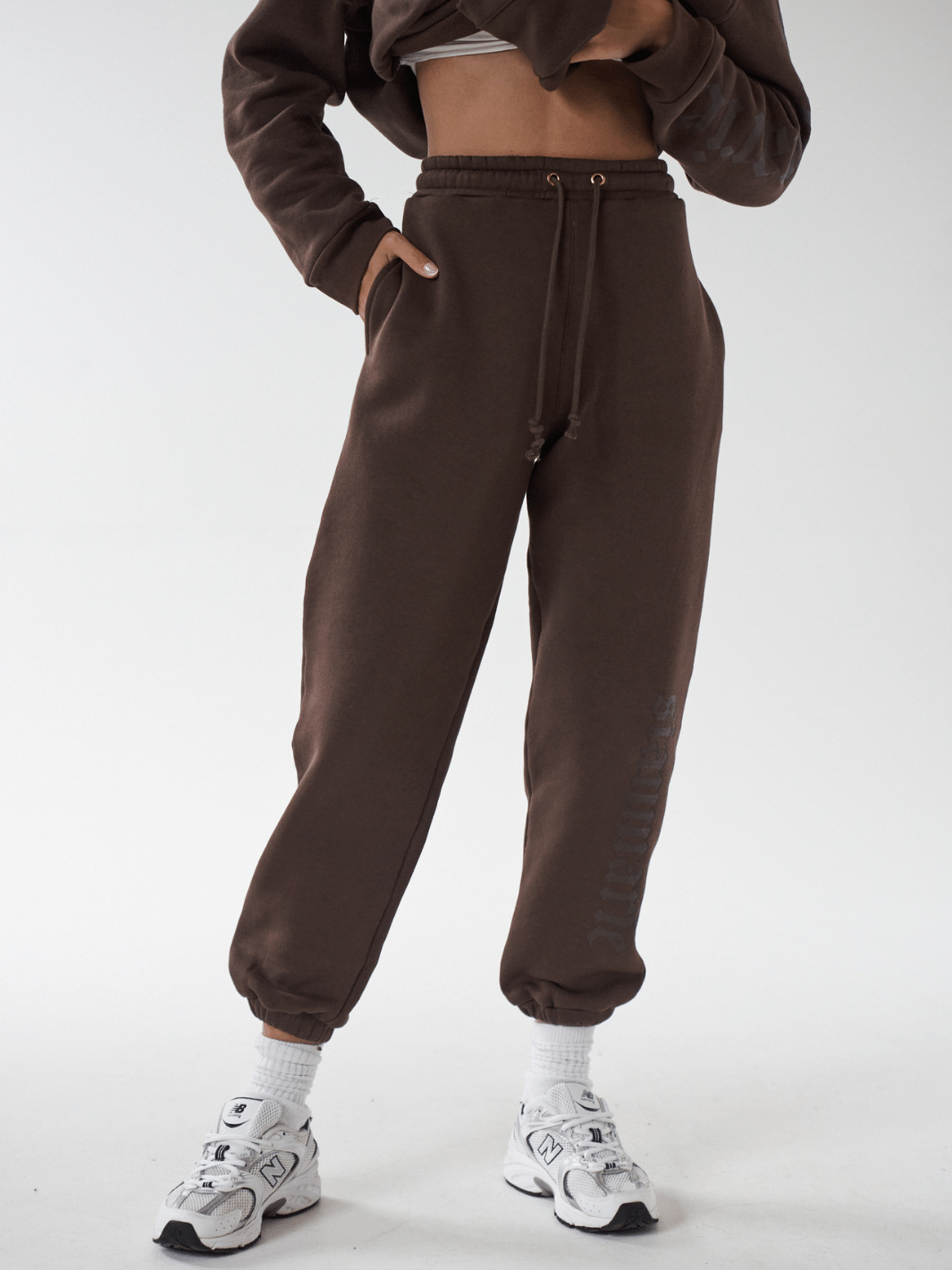 Image of Baggy Joggers Slogan Print - Chocolate