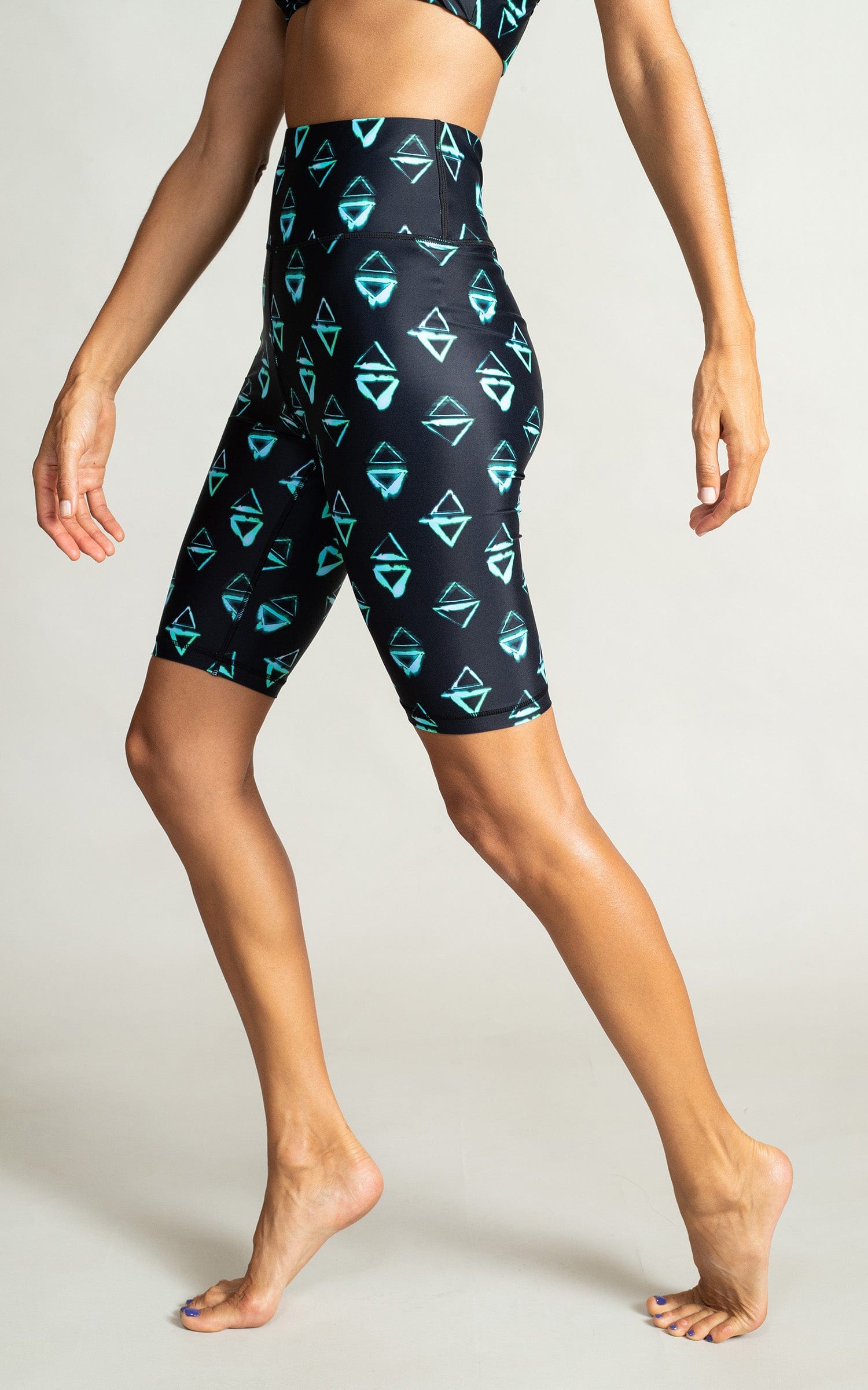 HALO Akira Cycling Shorts in Green Triangle