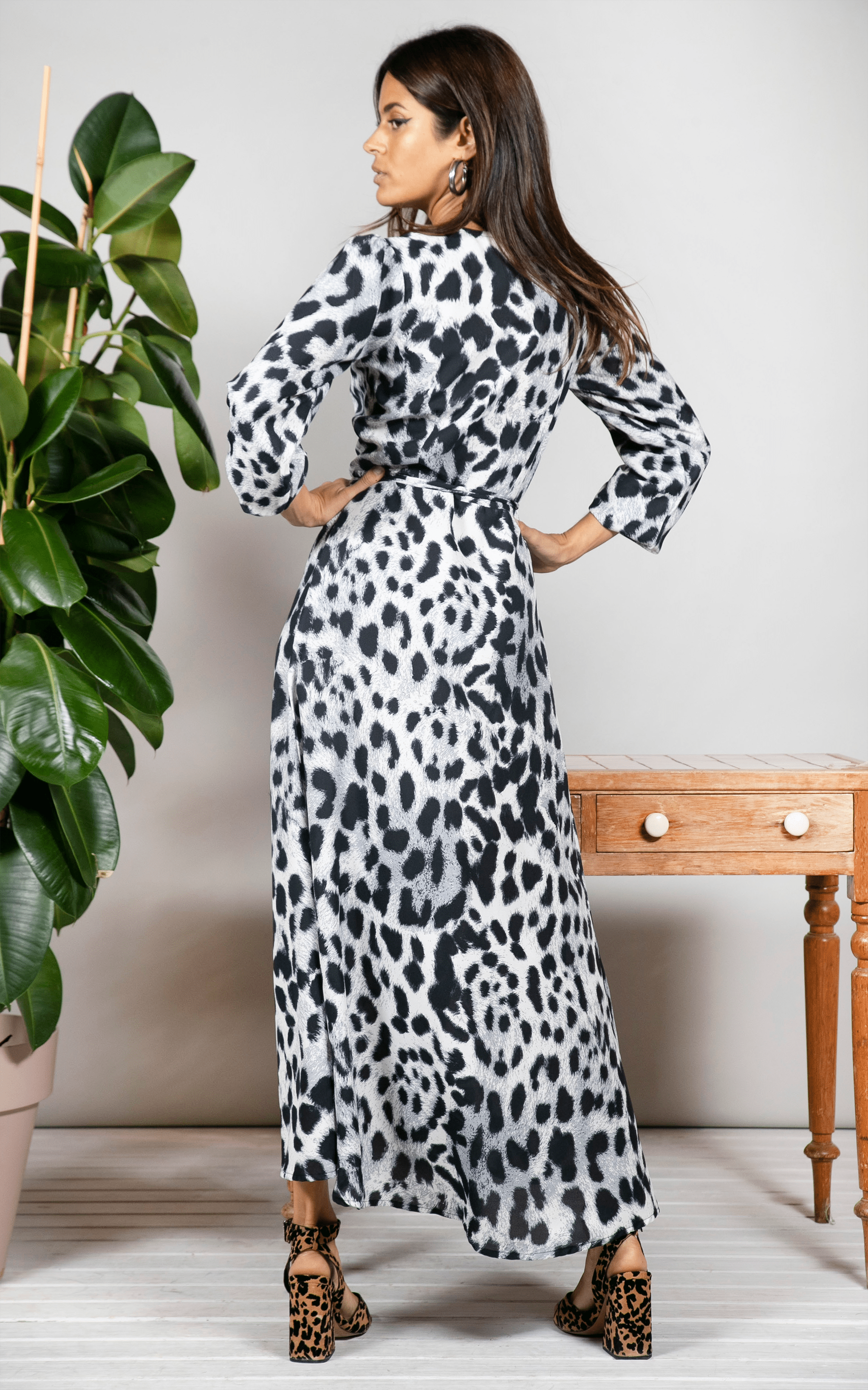 Jagger Maxi Dress In Snow Leopard