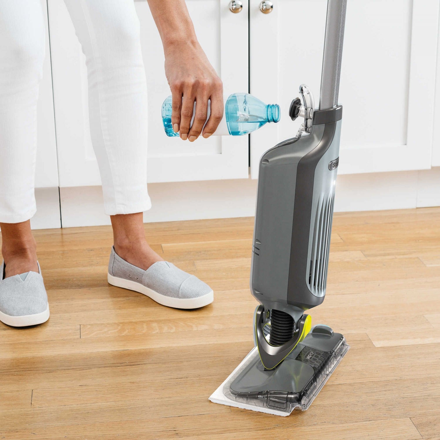 Shark VACMOP Pro Cordless Hard Floor Vacuum Mop Store