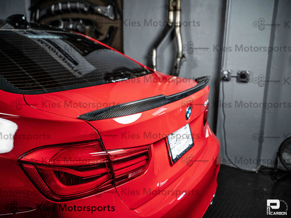 red f80 m3 with carbon fiber cs style trunk lip 02