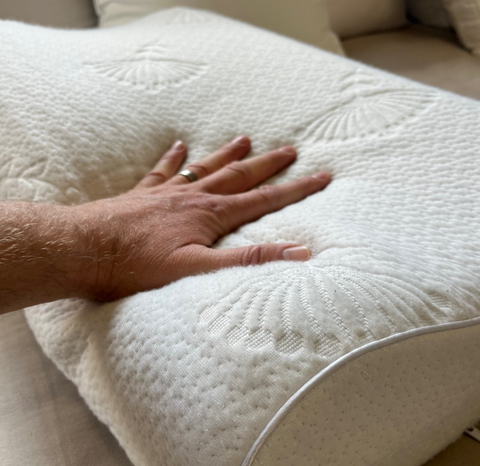 Memory foam pillow pressure test