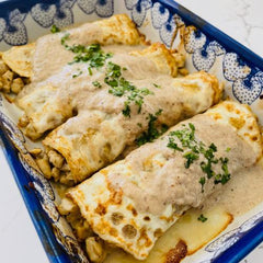 PANQUEQUES DE POLLO Y CHAMPIÑONES