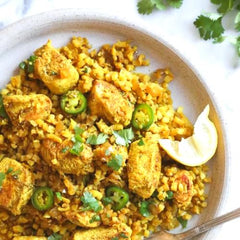 Pollo al curry con arroz de coliflor