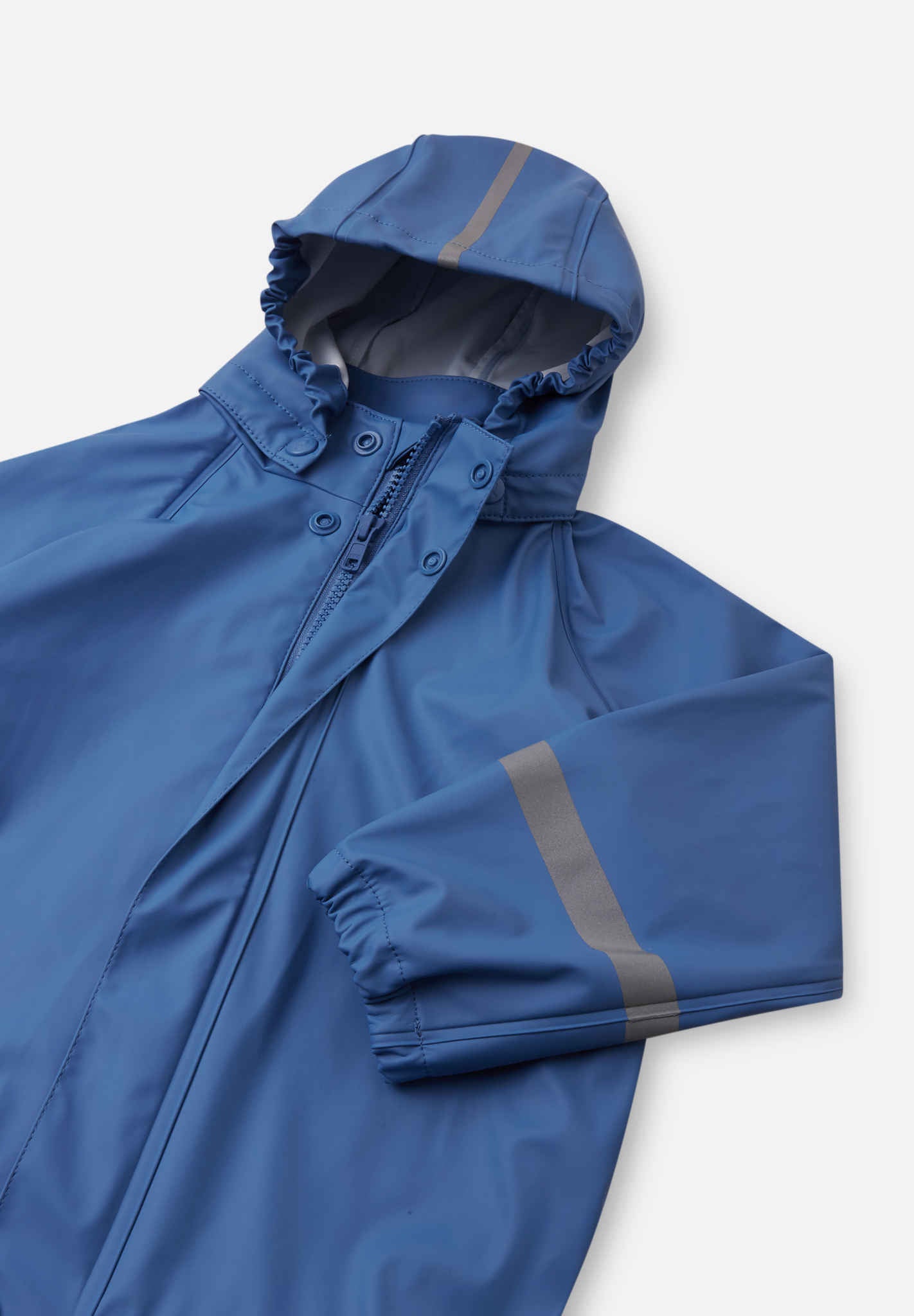 Zoom hot sale raincoat price