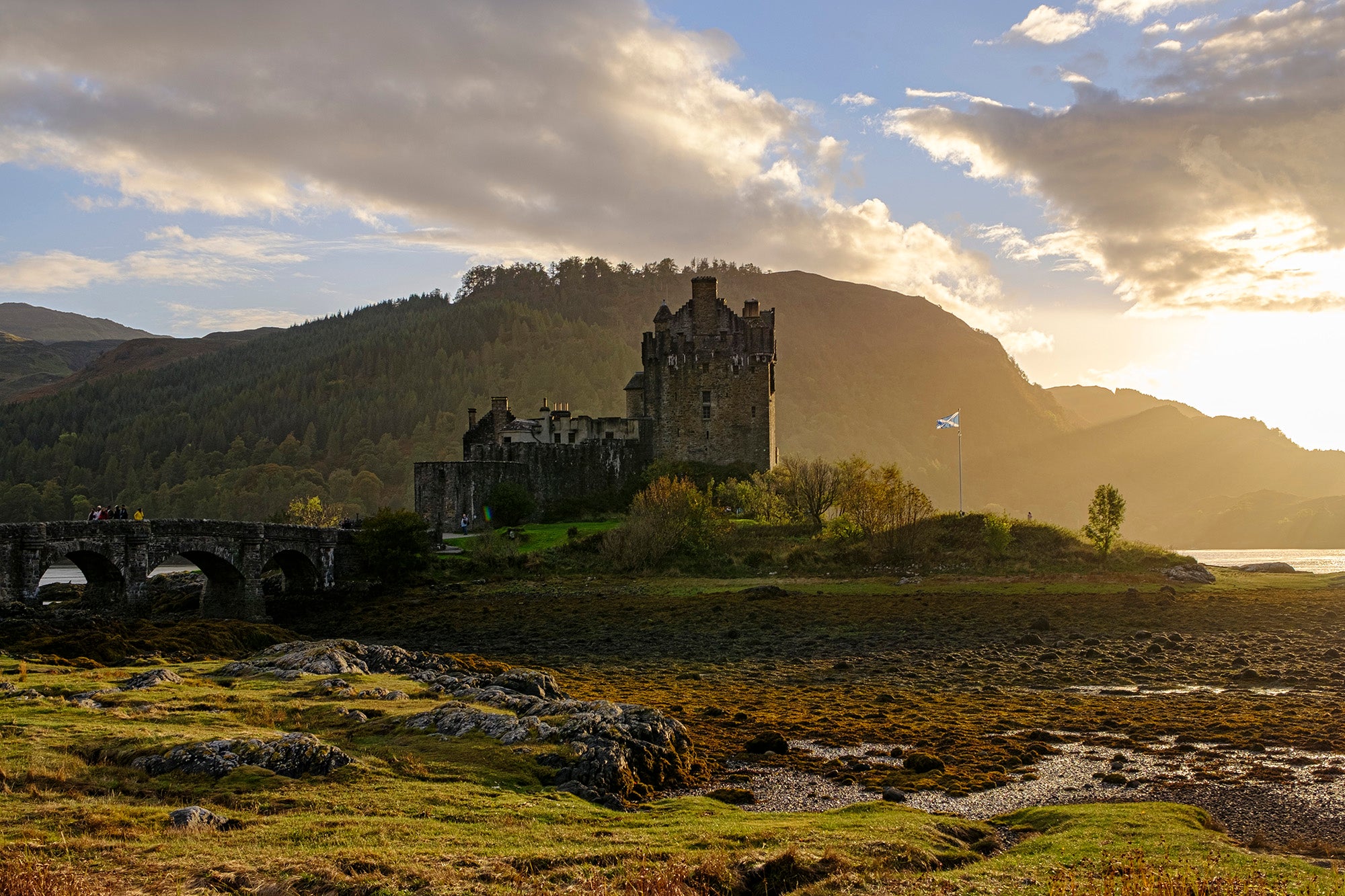 St Conors Kirk di Joshua Miravalles per Valleret Photography Gloves