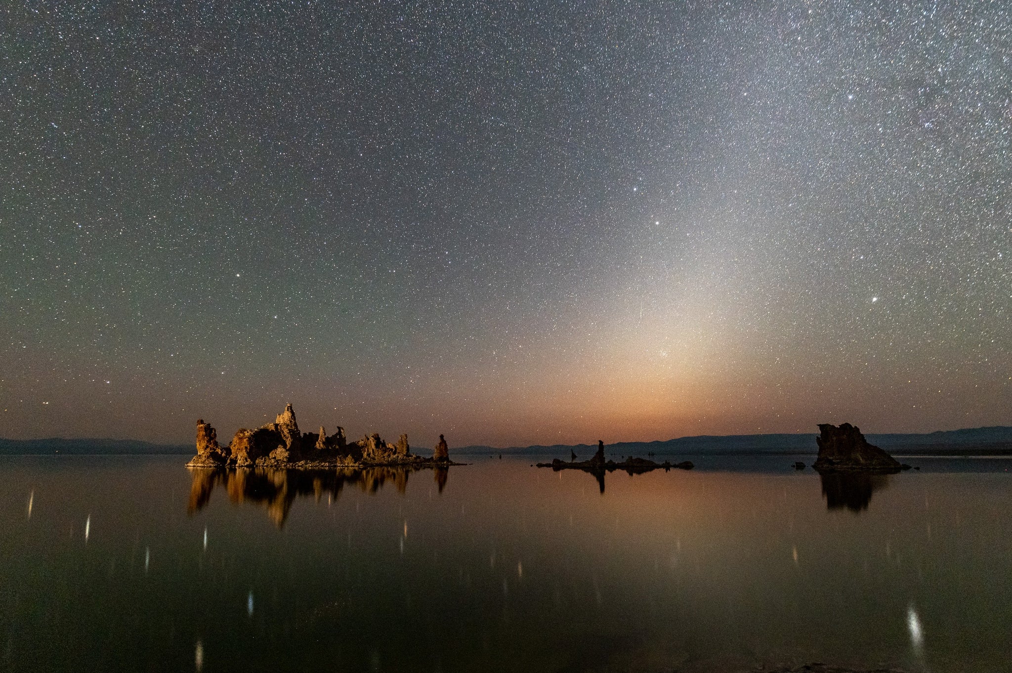 Zodiacal Light over Mono Lake