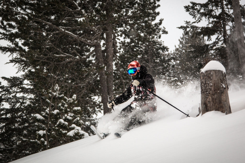 skieur qui fait un tour