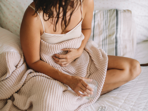 It is important to keep an eye on various symptoms and seek treatment early on. This article will take a closer look at Lyme disease symptoms and understand their correlation with the female menstrual cycle. 