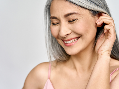 Over time, our skin tends to lose elasticity and become prone to dryness and wrinkles, which can affect confidence and self-esteem. But once you know the basics behind what makes your skin happy and healthy, maintaining clarity and firmness becomes much easier