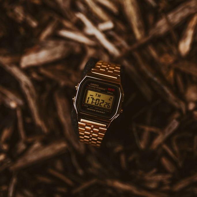 casio vintage face gold watch