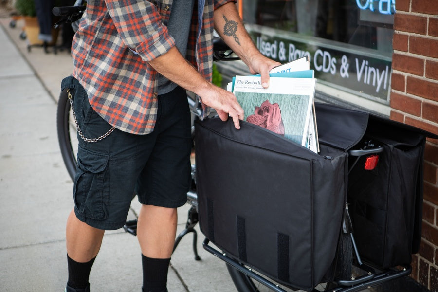 Mongoose Envoy Cargo Bike 