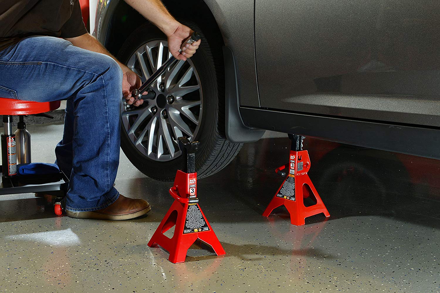 car jack and stands