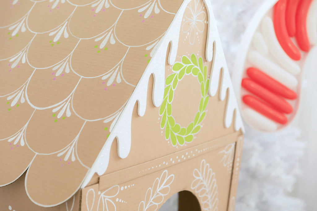 DIY Cardboard Gingerbread House detail