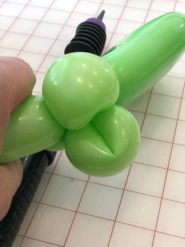 DIY Oversized Balloon Mistletoe Close up