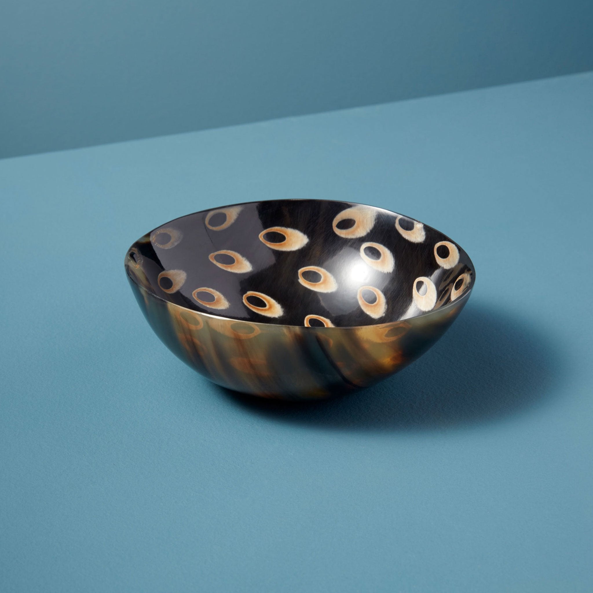 Horn Peacock Bowl - Medium