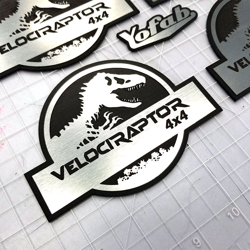 Velociraptor 4x4-Emblem-Nahaufnahme