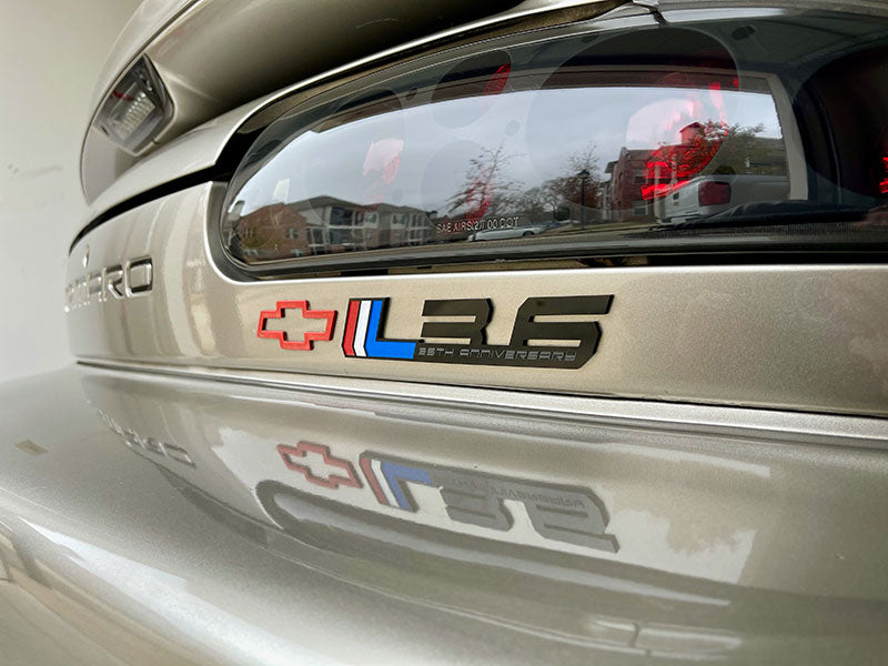 Emblème Camaro 35e anniversaire L36