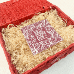 Personalise Your Gift Box and Gift Hamper