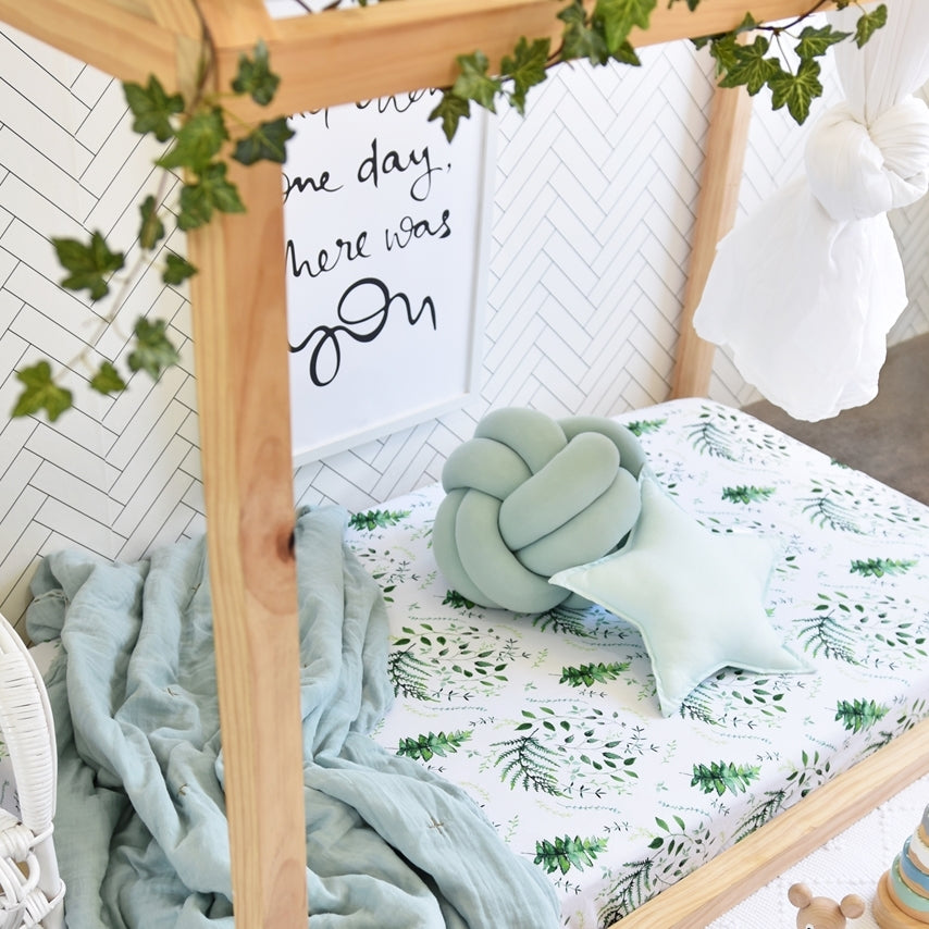 baby cot linen