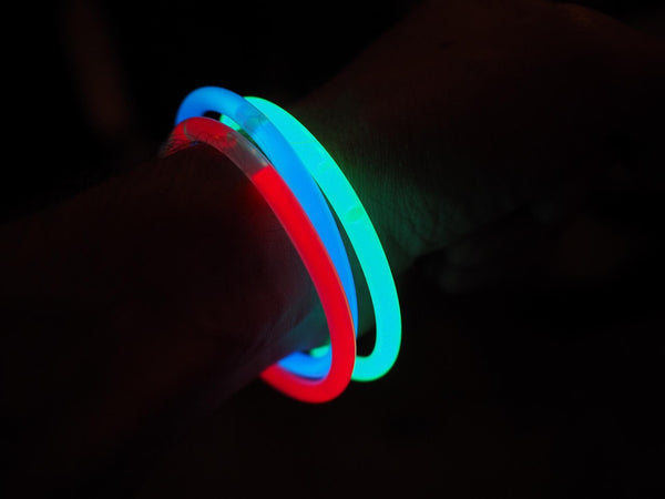 glow in the dark bracelets