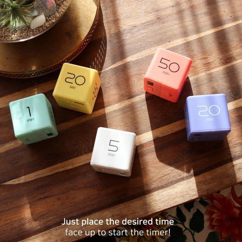 minimalist-cube-kitchen-timer-gift-feed-housewarming-gift-ideas