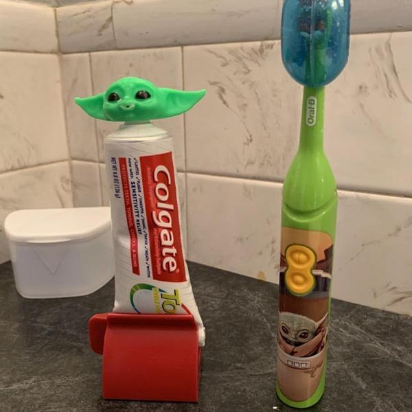 yoda in colgate toothpaste