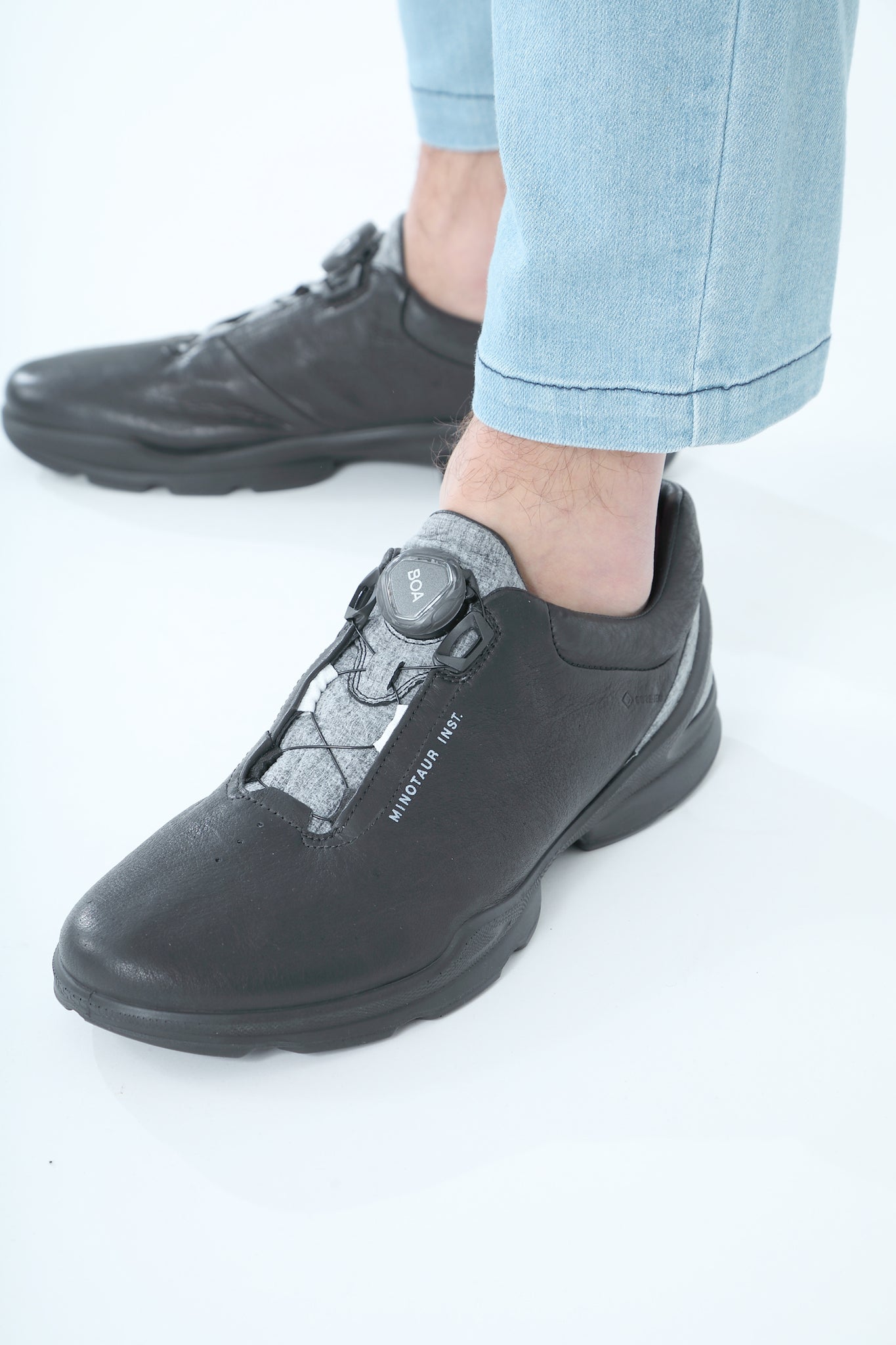 ecco dyneema leather