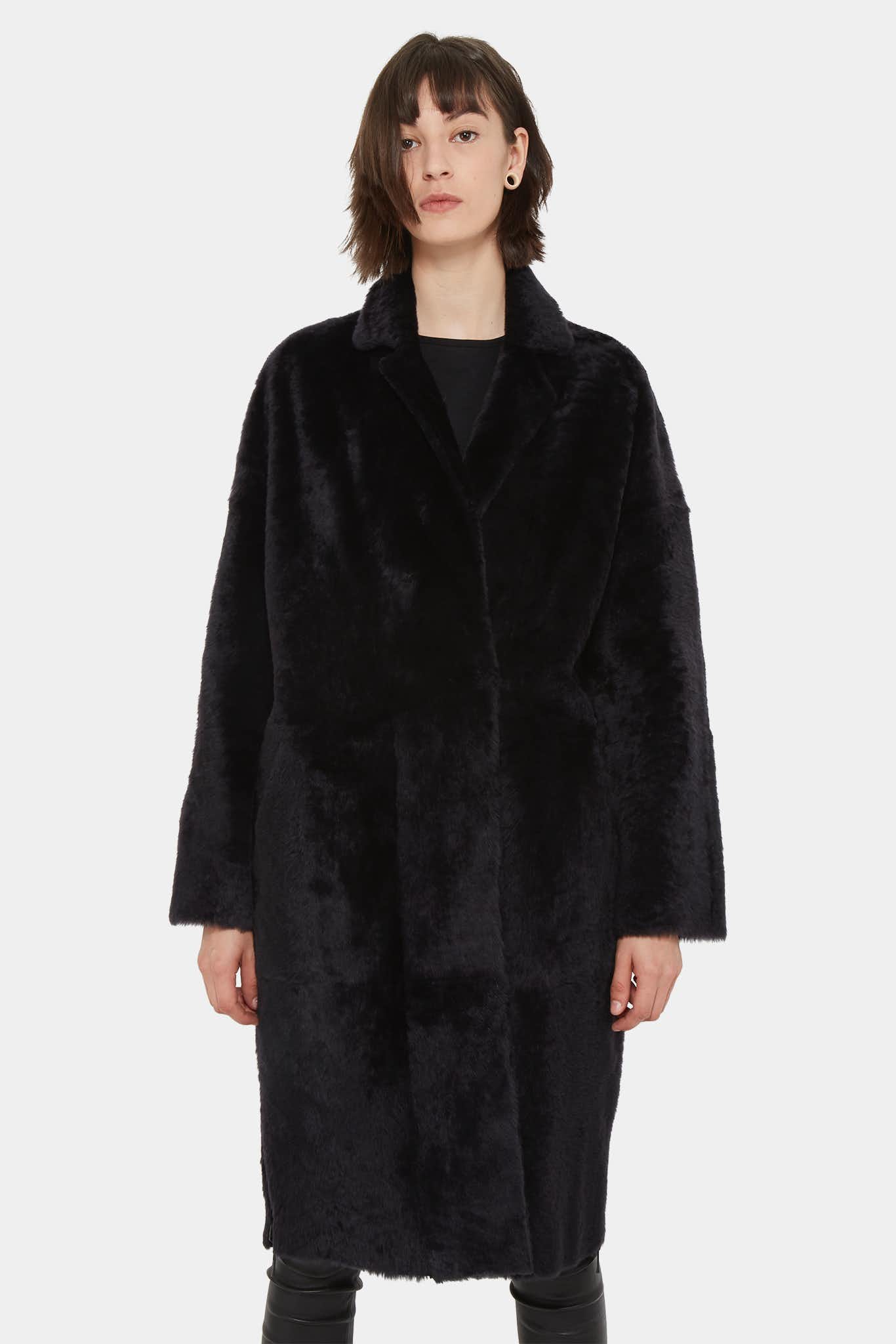 32 Paradis Sprung Frères Reversible black lambskin coat – LECLAIREUR