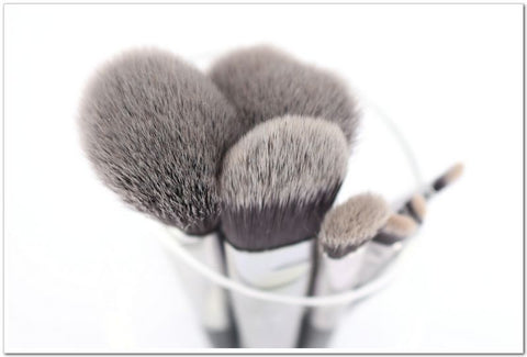 revolution-concealer-brush