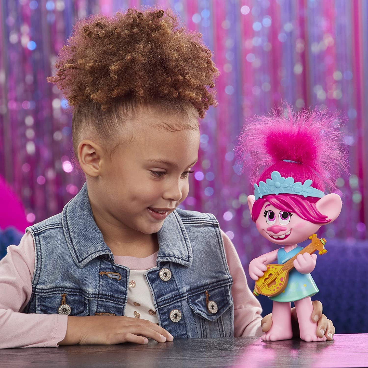 DreamWorks Trolls World Tour Pop-to-Rock Poppy Singing Doll – S&D Kids