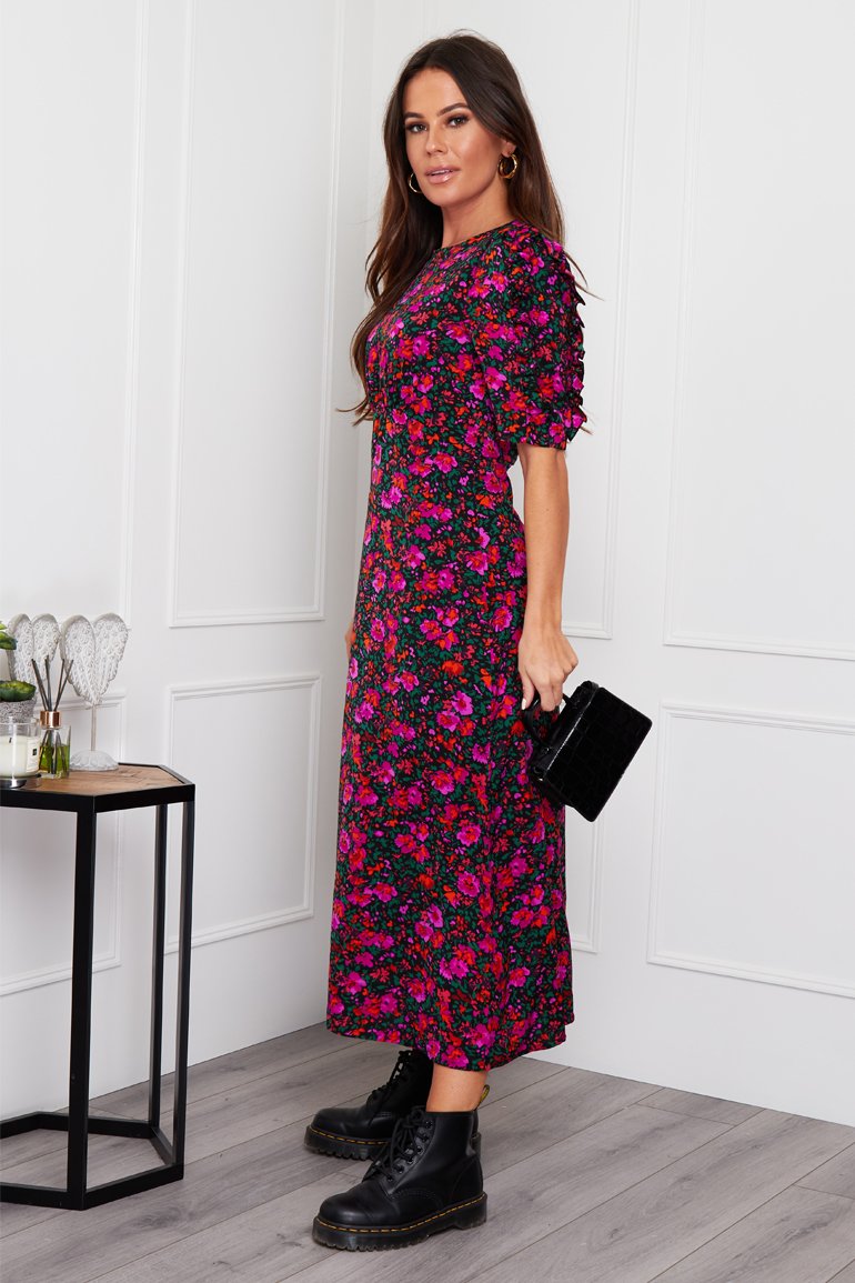 beautiful midi dresses with sleeves