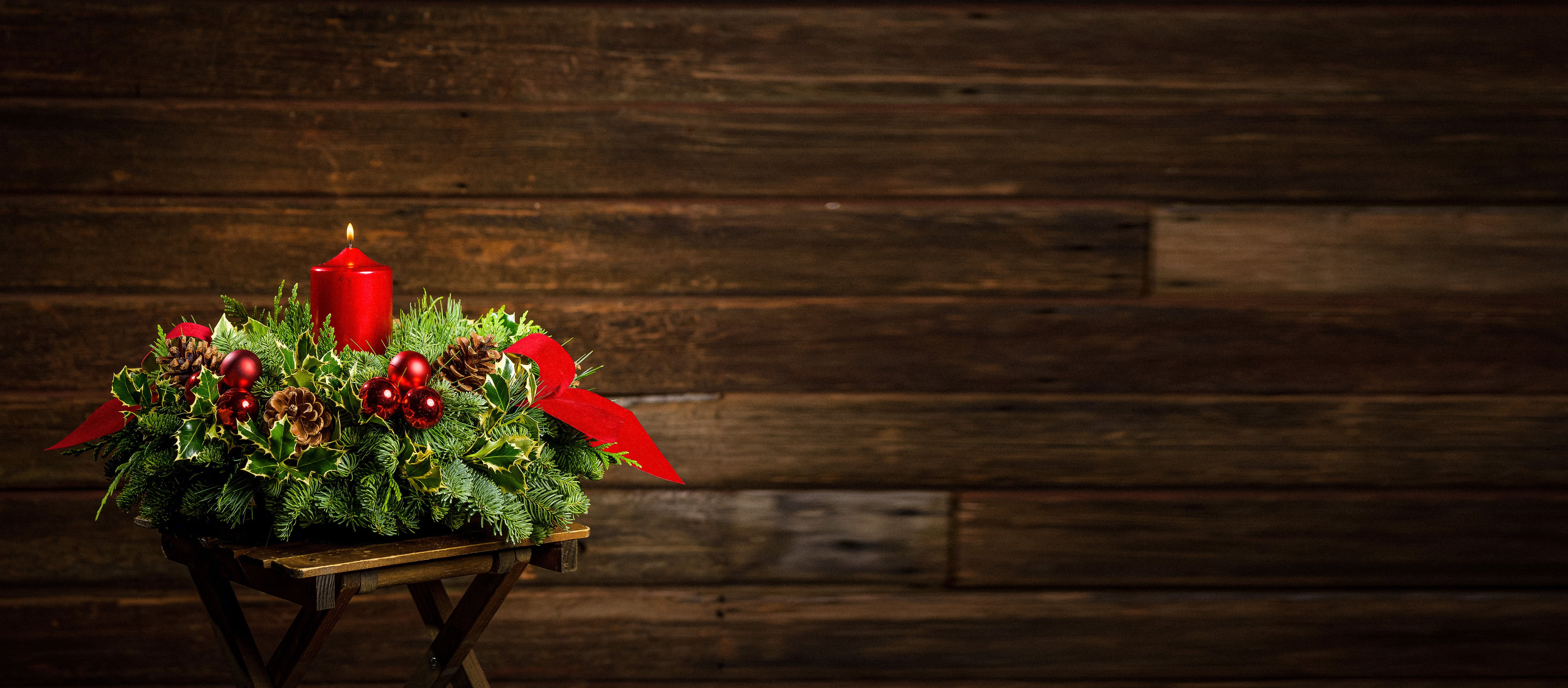 Christmas Floral Centerpieces: Tips for creating beautiful holiday