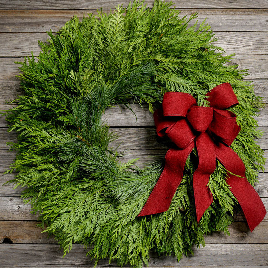 How to Make a Fresh Evergreen Wreath for Christmas Decorating - An